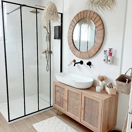 ホームステイ Casa Sabrik *