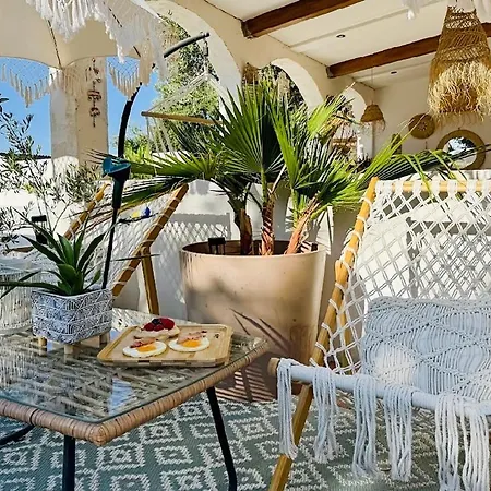 Casa Sabrik